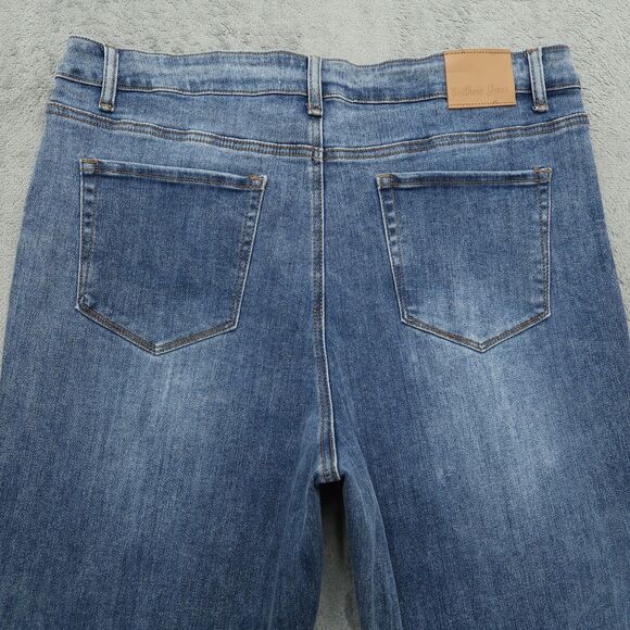 Southern Grace Jeans Women's 18 Blue High-Rise Flare Denim 30" Inseam Distressed - Picture 12 of 15